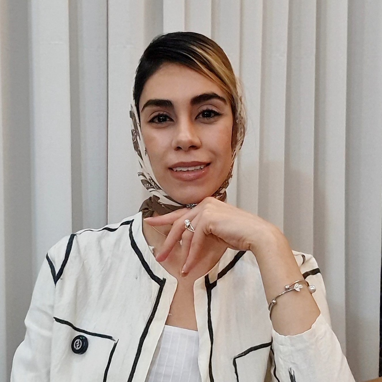 سارا عباس نژاد